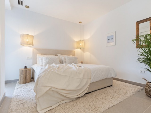 Villa avec 6 Chambres  à Estepona