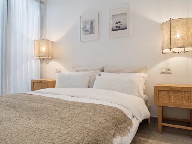 Villa avec 6 Chambres  à Estepona