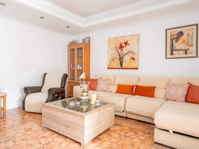 3 Bedrooms Apartment in Nueva Andalucía