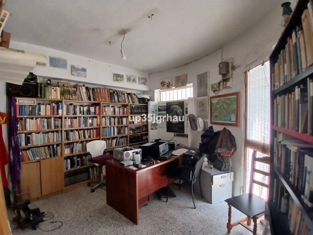 5 Slaapkamer Villa in Estepona