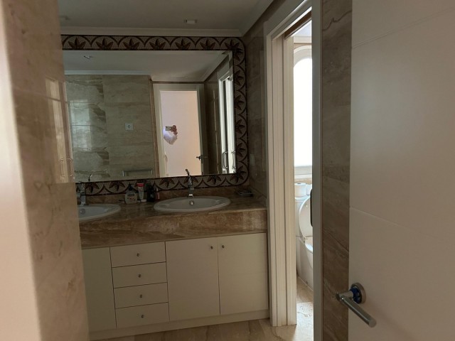 2 Schlafzimmer Apartment in Elviria