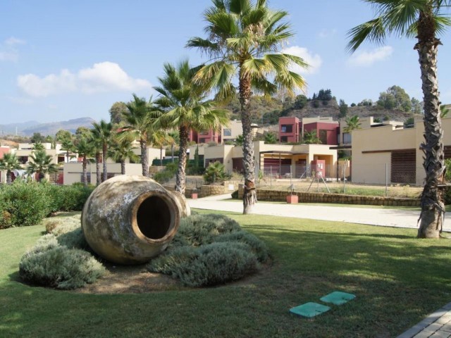 4 Bedrooms Villa in Benahavís