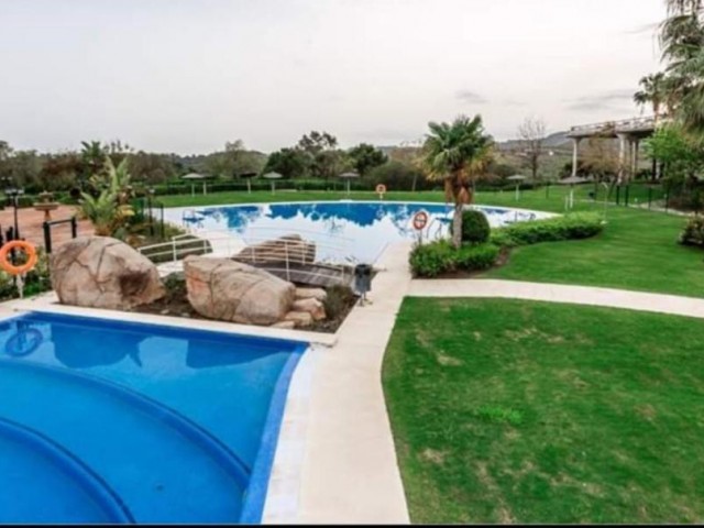 4 Bedrooms Villa in Benahavís