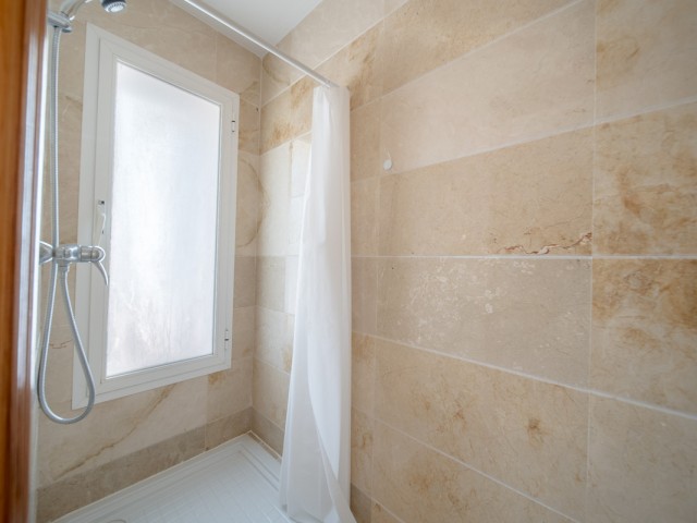 3 Bedrooms Apartment in Nueva Andalucía