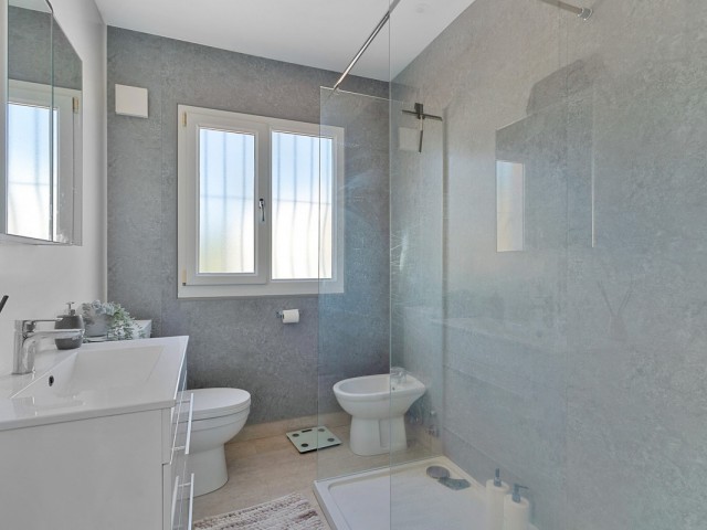 5 Soveroms Villa i Nueva Andalucía