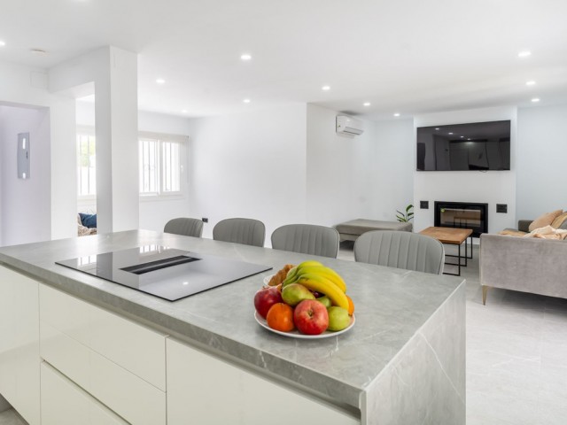 3 Bedrooms Townhouse in Calahonda