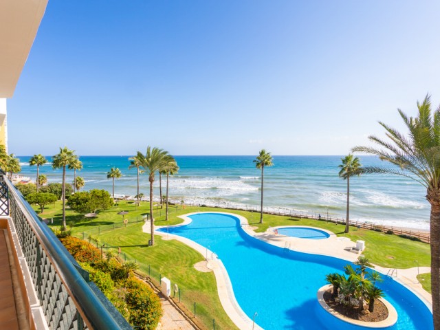 Appartement avec 3 Chambres  à Calahonda