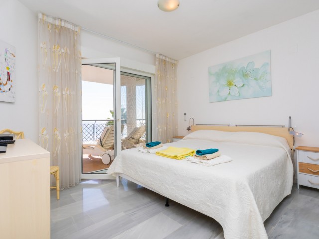 Appartement avec 3 Chambres  à Calahonda