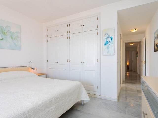 Appartement avec 3 Chambres  à Calahonda