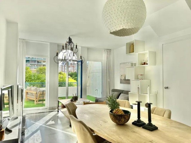 2 Soveroms Leilighet i The Golden Mile