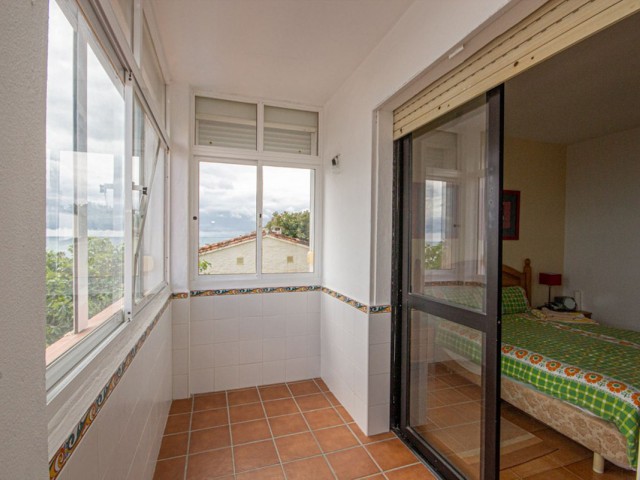 4 Soveroms Villa i Estepona