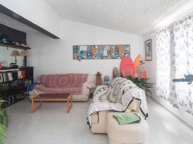 4 Soveroms Villa i Estepona