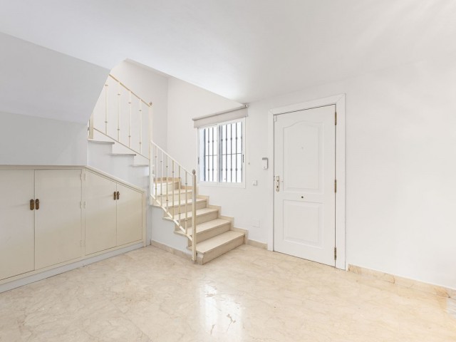 4 Bedrooms Villa in Nueva Andalucía
