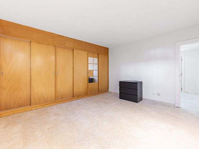 4 Bedrooms Villa in Nueva Andalucía