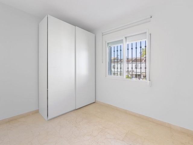 4 Bedrooms Villa in Nueva Andalucía