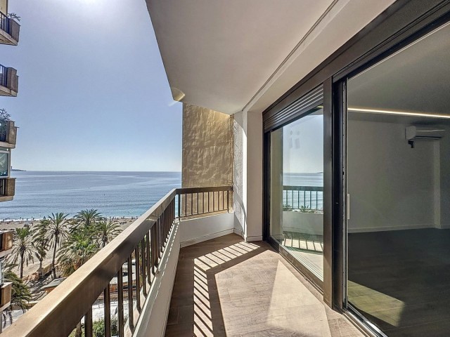 2 Bedrooms Apartment in Malagueta