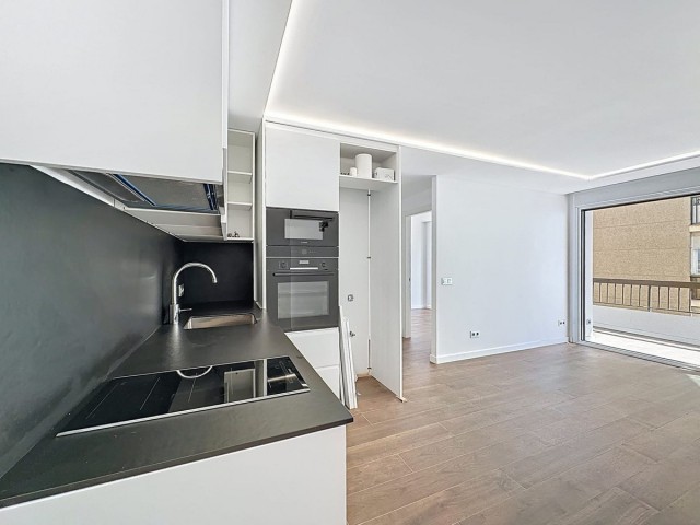 2 Bedrooms Apartment in Malagueta