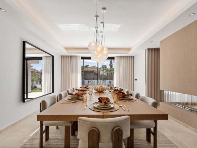 5 Soveroms Villa i Nueva Andalucía