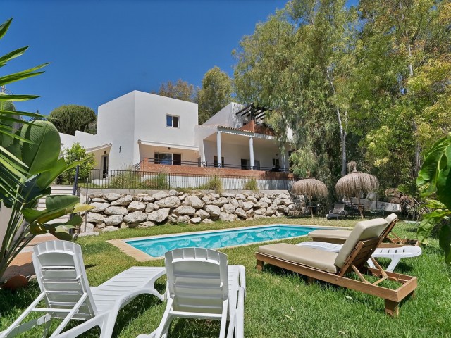 5 Bedrooms Villa in Torremuelle