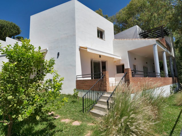 5 Bedrooms Villa in Torremuelle