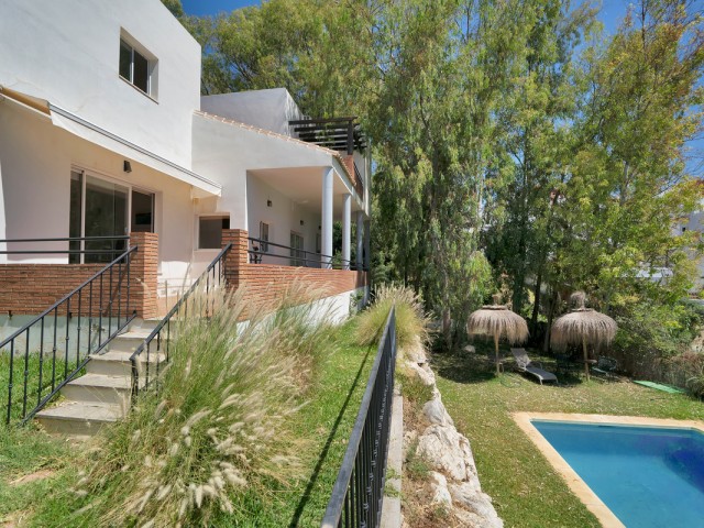 5 Bedrooms Villa in Torremuelle