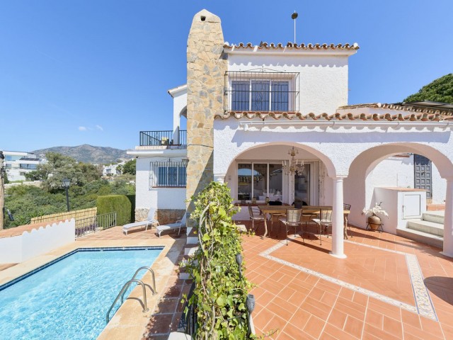 6 Sovrums Villa i Fuengirola