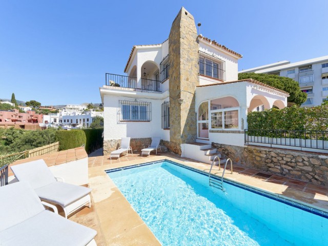 6 Sovrums Villa i Fuengirola