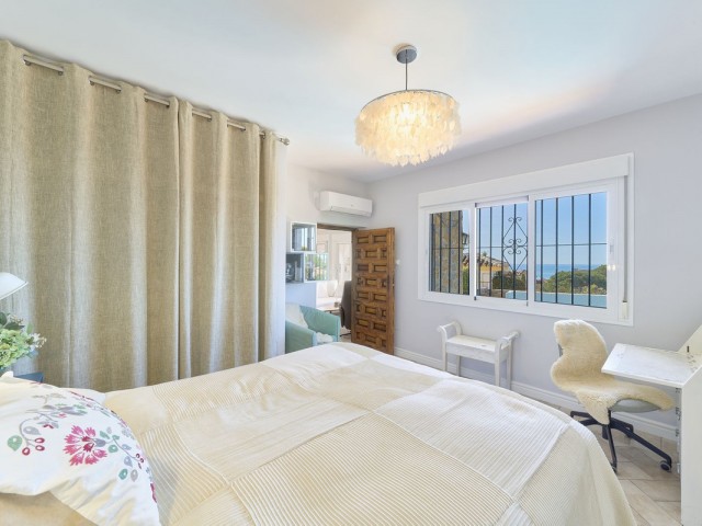 6 Sovrums Villa i Fuengirola