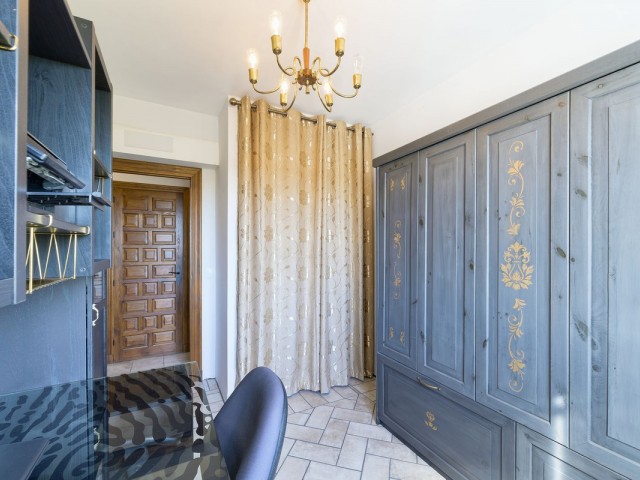 6 Sovrums Villa i Fuengirola