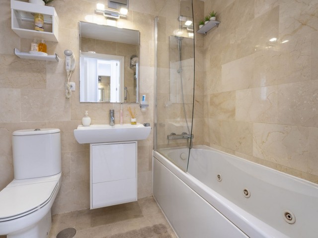 Penthouse avec 2 Chambres  à La Cala de Mijas