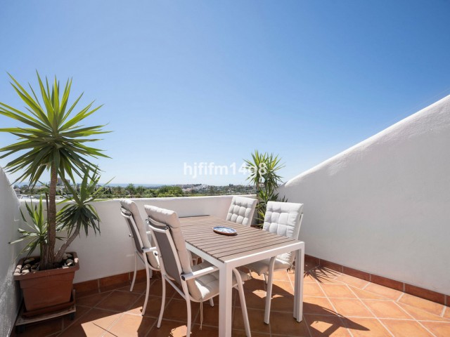 3 Bedrooms Apartment in Nueva Andalucía