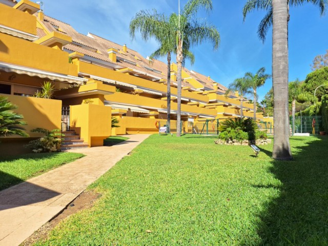 2 Slaapkamer Appartement in Elviria