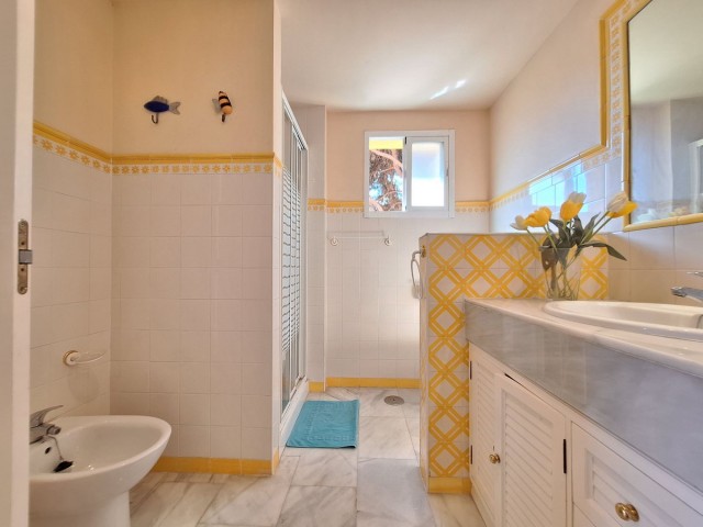 2 Slaapkamer Appartement in Elviria