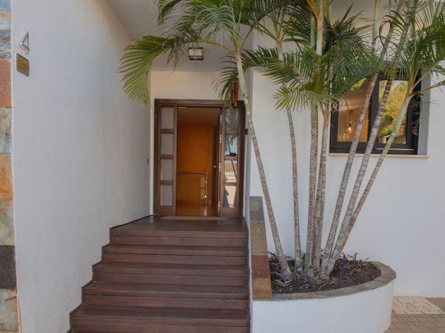 4 Soveroms Villa i Benalmadena