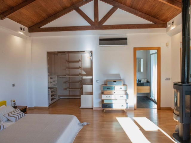 4 Bedrooms Villa in Benalmadena