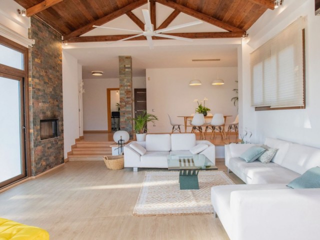 4 Makuuhuoneen Huvila Benalmadena