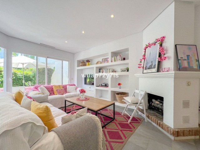 4 Bedrooms Townhouse in Sierra Blanca