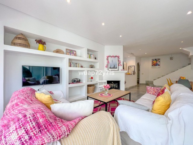 4 Bedrooms Townhouse in Sierra Blanca