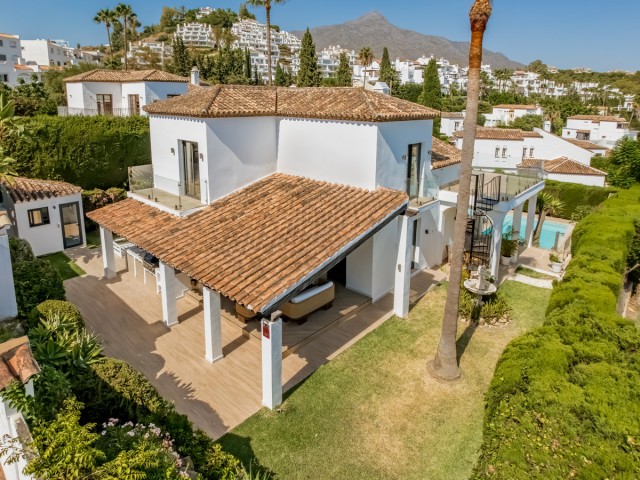 4 Sovrums Villa i Nueva Andalucía