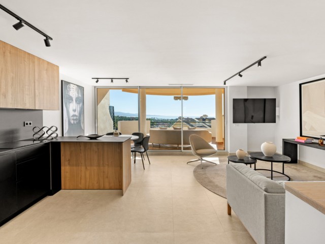 Apartamento con 3 Dormitorios  en Nueva Andalucía