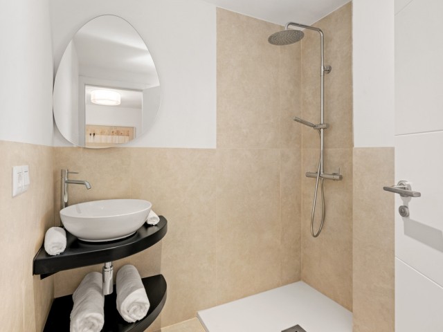 Apartamento con 3 Dormitorios  en Nueva Andalucía