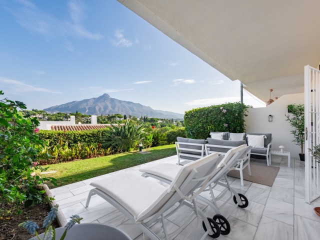 Apartamento con 3 Dormitorios  en Nueva Andalucía