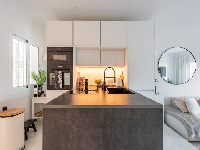 Apartamento con 3 Dormitorios  en Nueva Andalucía