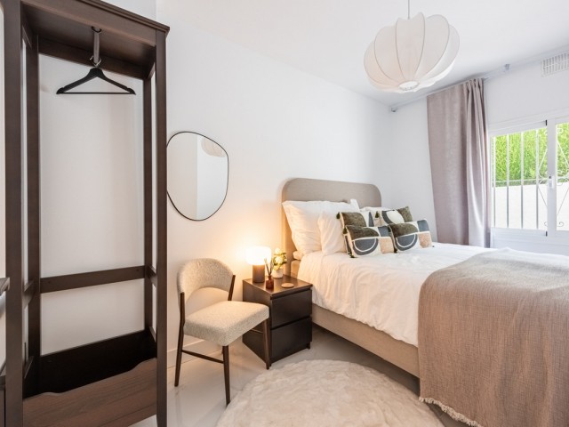 Apartamento con 3 Dormitorios  en Nueva Andalucía