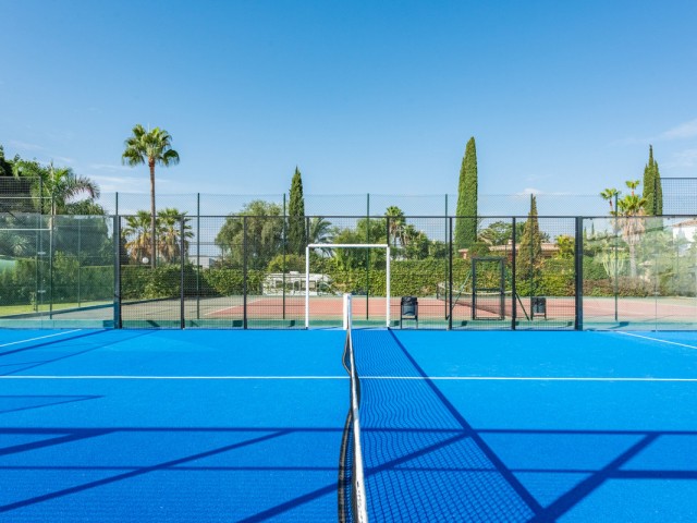 Apartamento con 3 Dormitorios  en Nueva Andalucía