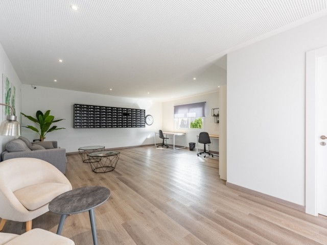 Apartamento con 3 Dormitorios  en Nueva Andalucía