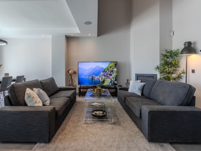 4 Makuuhuoneen Rivitalo Nueva Andalucía