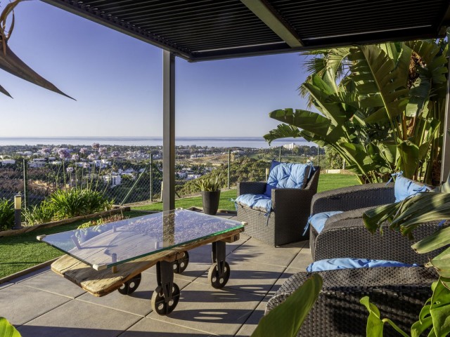 4 Bedrooms Townhouse in Benahavís