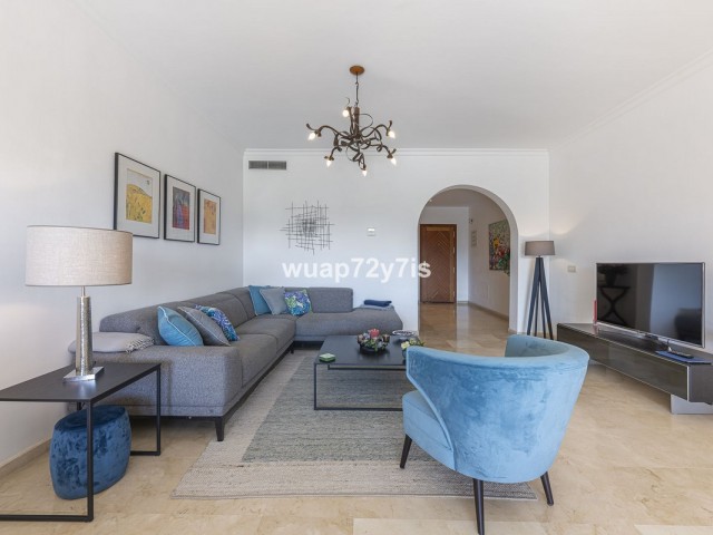 2 Sovrums Lägenhet i Estepona