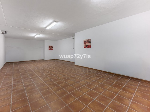 2 Sovrums Lägenhet i Estepona